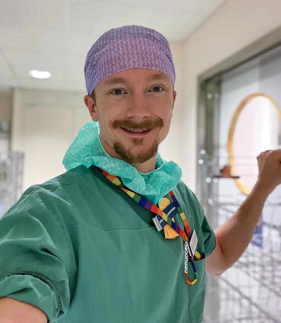 Kristofer Larsson alumn operationssjuksköterska