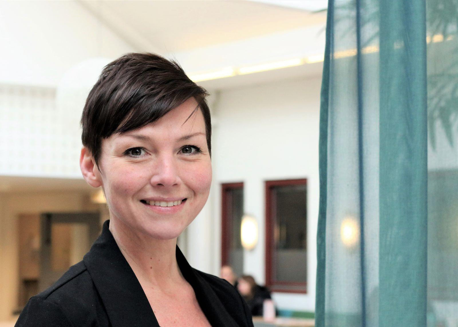 Evelina Landstedt, professor i socialt arbete