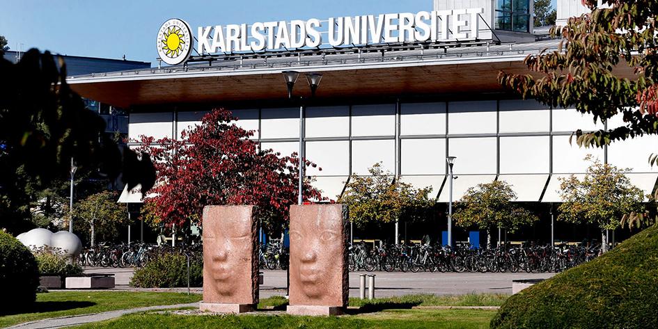 Exteriörbild som visar Karlstads universitets bibliotek
