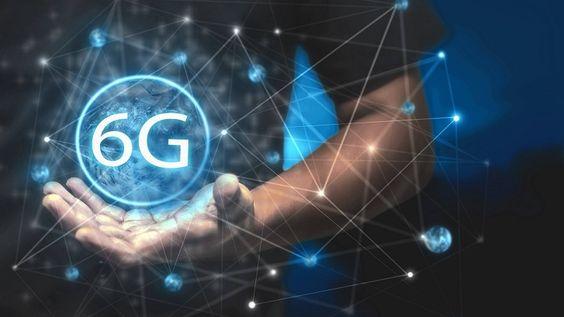 6G with hand