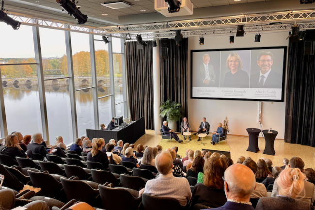 Samtal med hedersdoktorerna under förmiddagens program i KCCC.