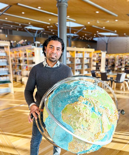 Avit Bhowmik  lektor i risk- och miljöstudier 
