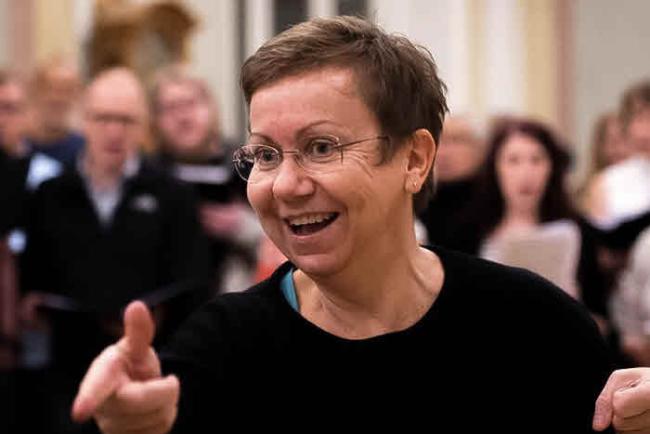 Sånghälsa i skolan_forskningsprojekt_MHI 2026_barn som sjunger under ledning av lärare_Pia Bygdéus_universitetslektor i musikpedagogik vid Karlstads universitet.