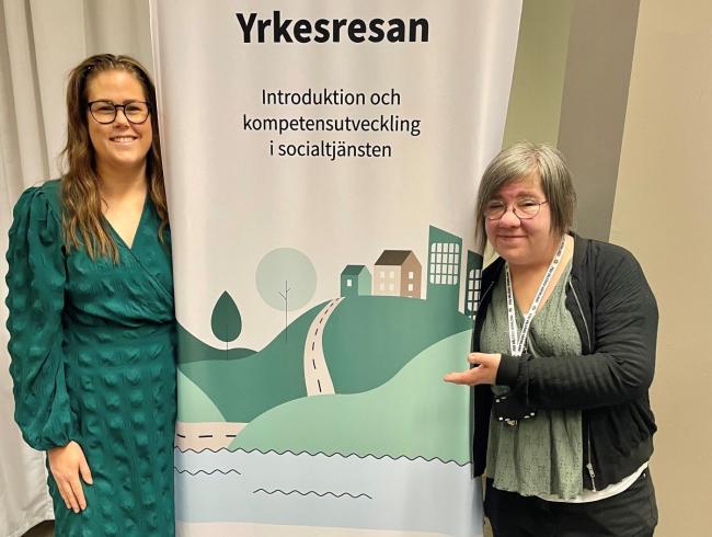 Johanna Elfgren adjunkt i socialt arbete är projektledare för denna resa och fakultetsadministratör Martina Magnusson är administratör för samtliga resor båda arbetar på Karlstads universitet.