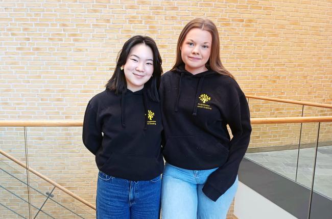 Projektledarna Tea Granberg och Hannah Gräsberg.