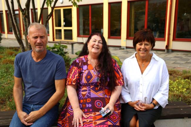 Lennart Karlsson  doktorand i pedagogiskt arbete  Karlstads universitet  Susanne Francisco  Senior Lecturer in Vocational Education and Training  Charles Sturt University  och  Anette Forssten Seiser  docent i pedagogiskt arbete  Karlstads universitet. 