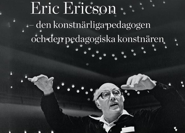 Dirigent som leder en orkester_Bok om Eric Ericson