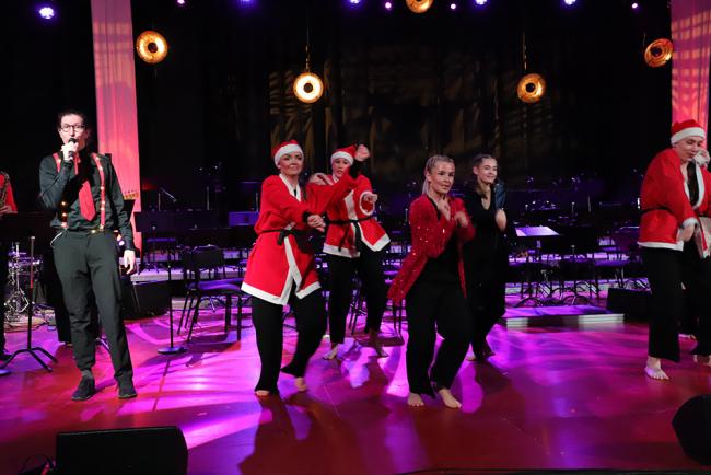 Bild från julkonsert_tomtar_Musikhögskolan Ingesund