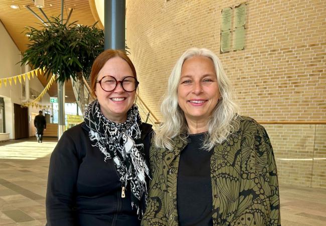 Bild på Magdalena Raivio och Katarina Ribaeus  båda lektorer i pedagogiskt arbete vid Karlstads universitet.