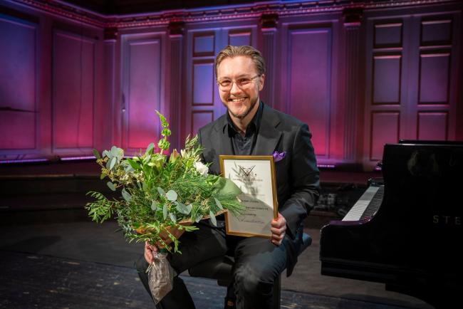 Sebastian Iivonen_vinnare av Anders Walls Musikpris 2025