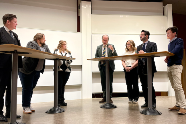 I panelen deltog förutom talmannen landshövdingen studenter och forskare