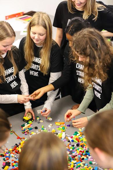 Elever löser problem med lego i Vera-projektet