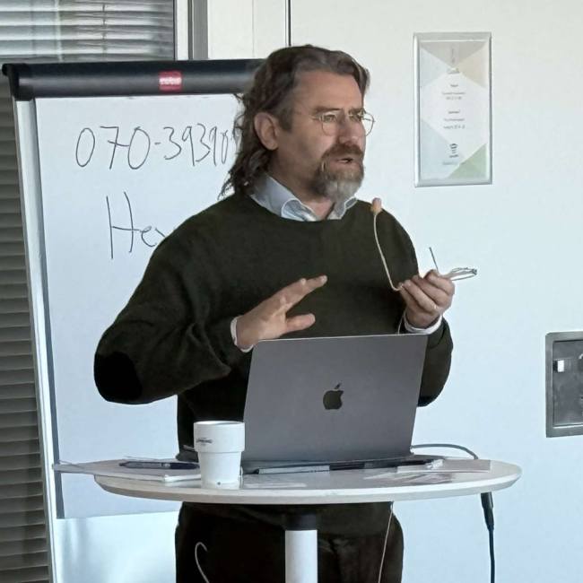 Cyril Holm