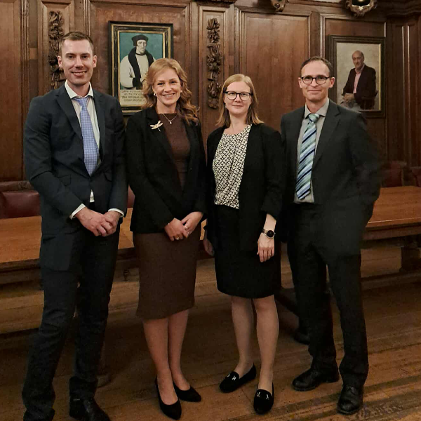 Peter Lillieh and Helena Fryklund and Erika Sandström