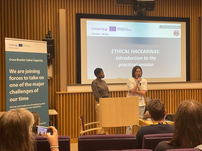 Hanna och Arlette Ethical Hackarinas