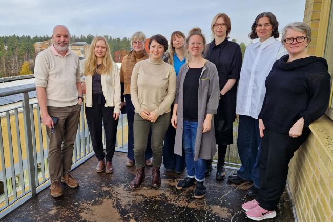 Grupp människor utomhus